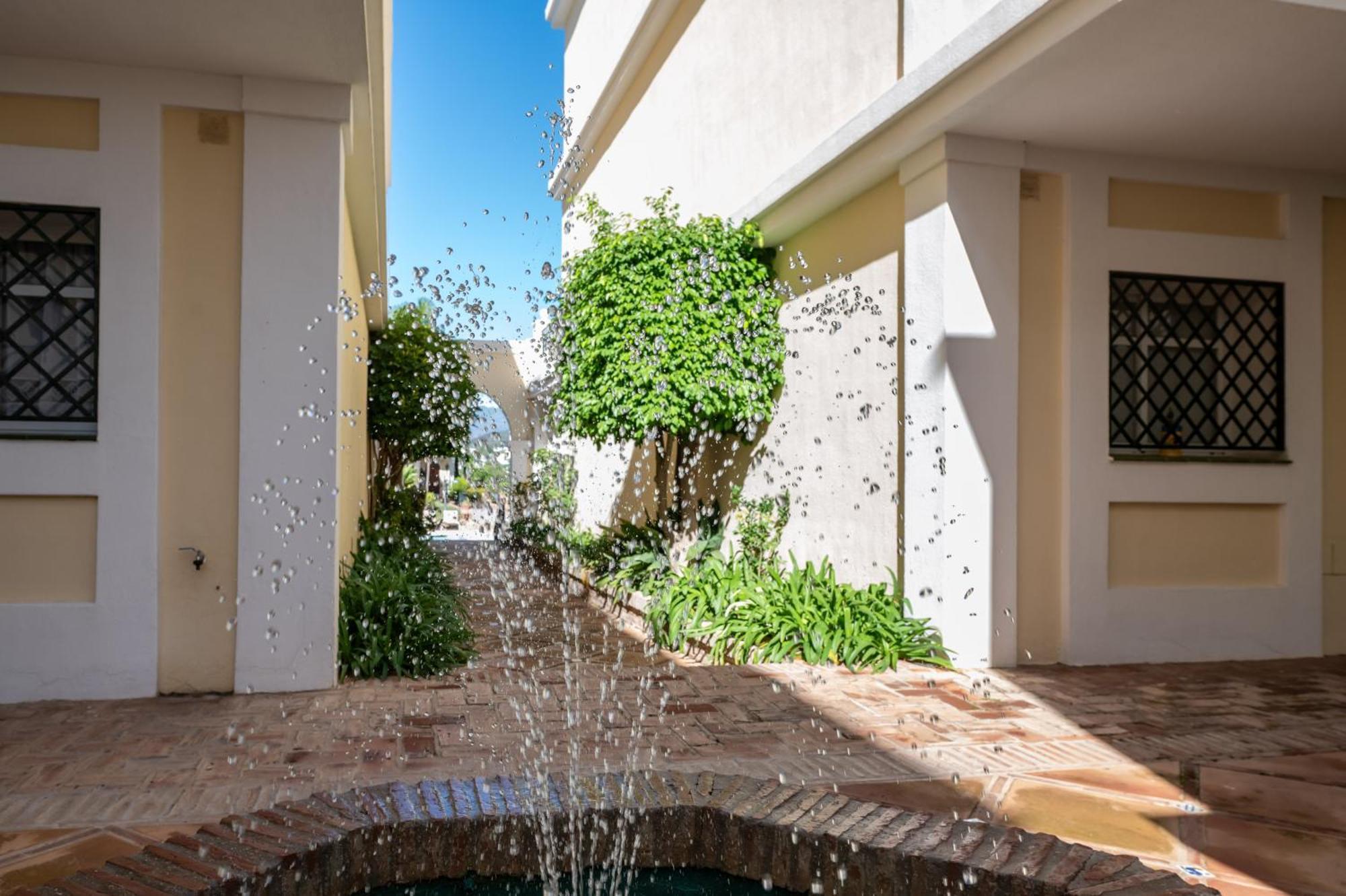 Apartment Calma House Aloha Gardens By Vps